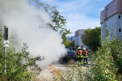 2022-10-04-fahrzeugbrand1